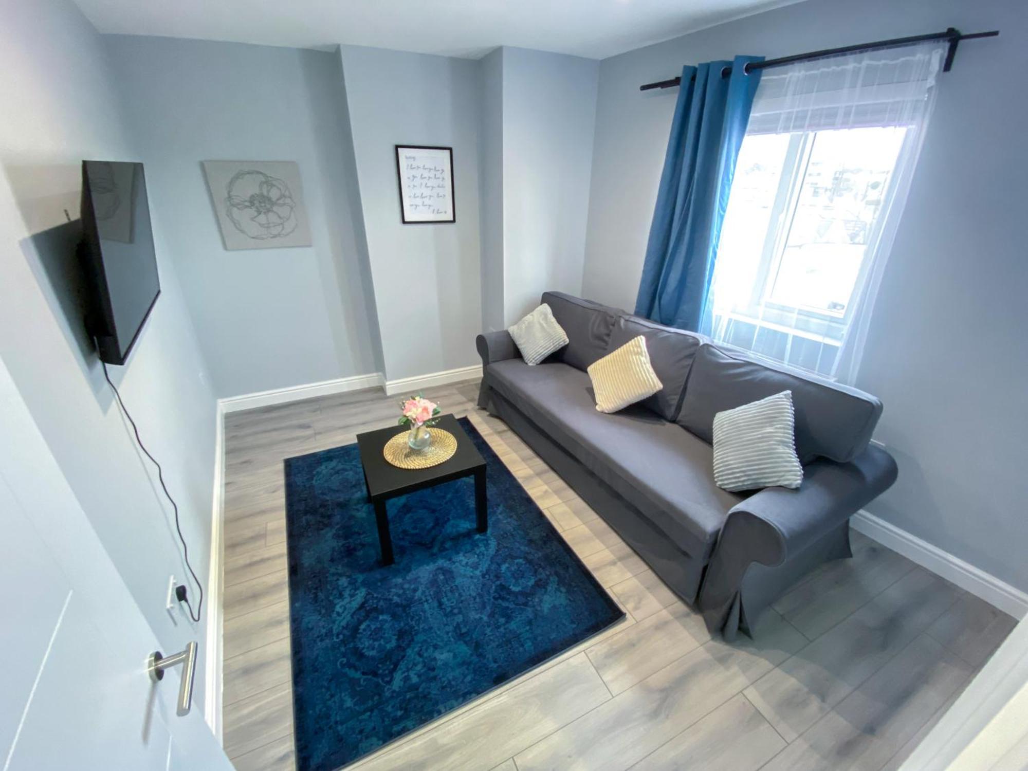 Large 1-Bedroom Flat, 5 Guest, London - F4 Εξωτερικό φωτογραφία